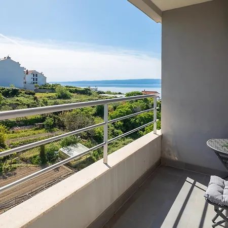 Oasis Apartment